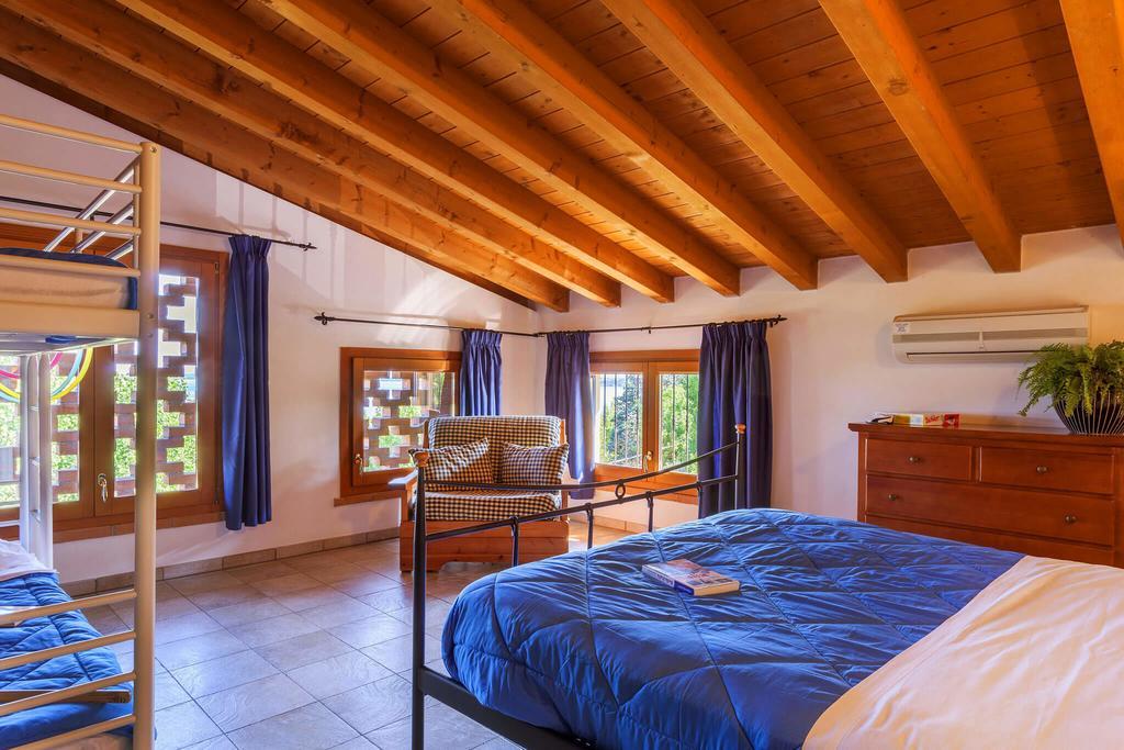 Camping Piantelle Moniga del Garda Exterior photo