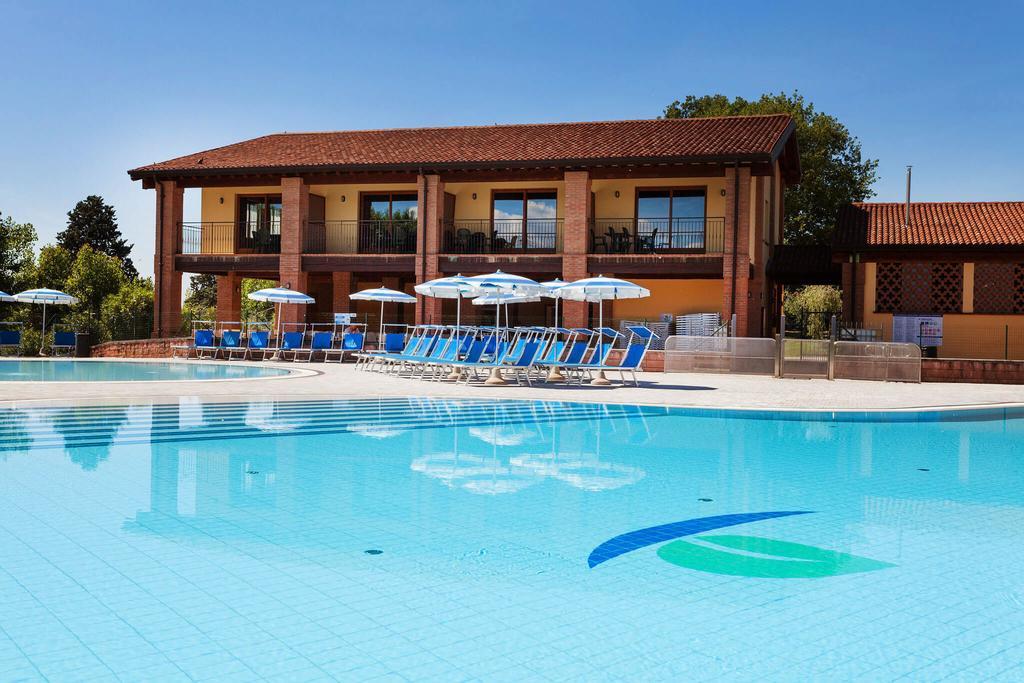 Camping Piantelle Moniga del Garda Exterior photo